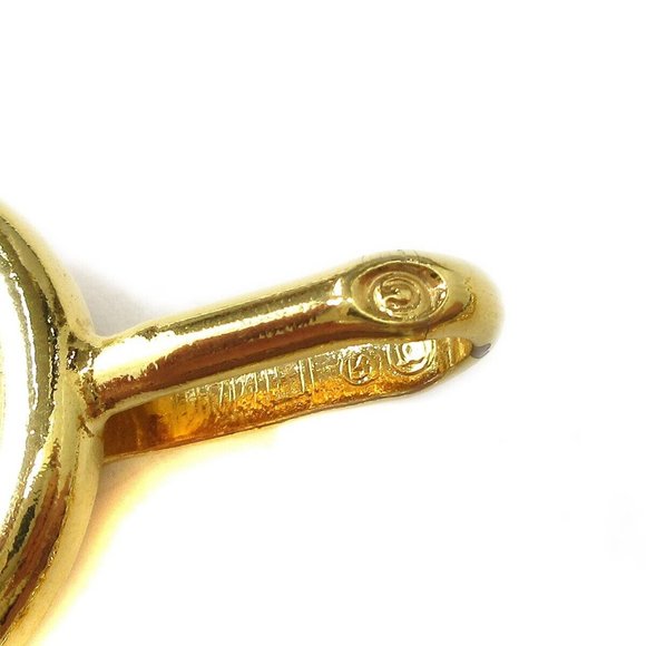 Authenticity Guarantee CHANEL CC Logos Medallion Charm Gold Chain Belt Accessori - Picture 3 of 6